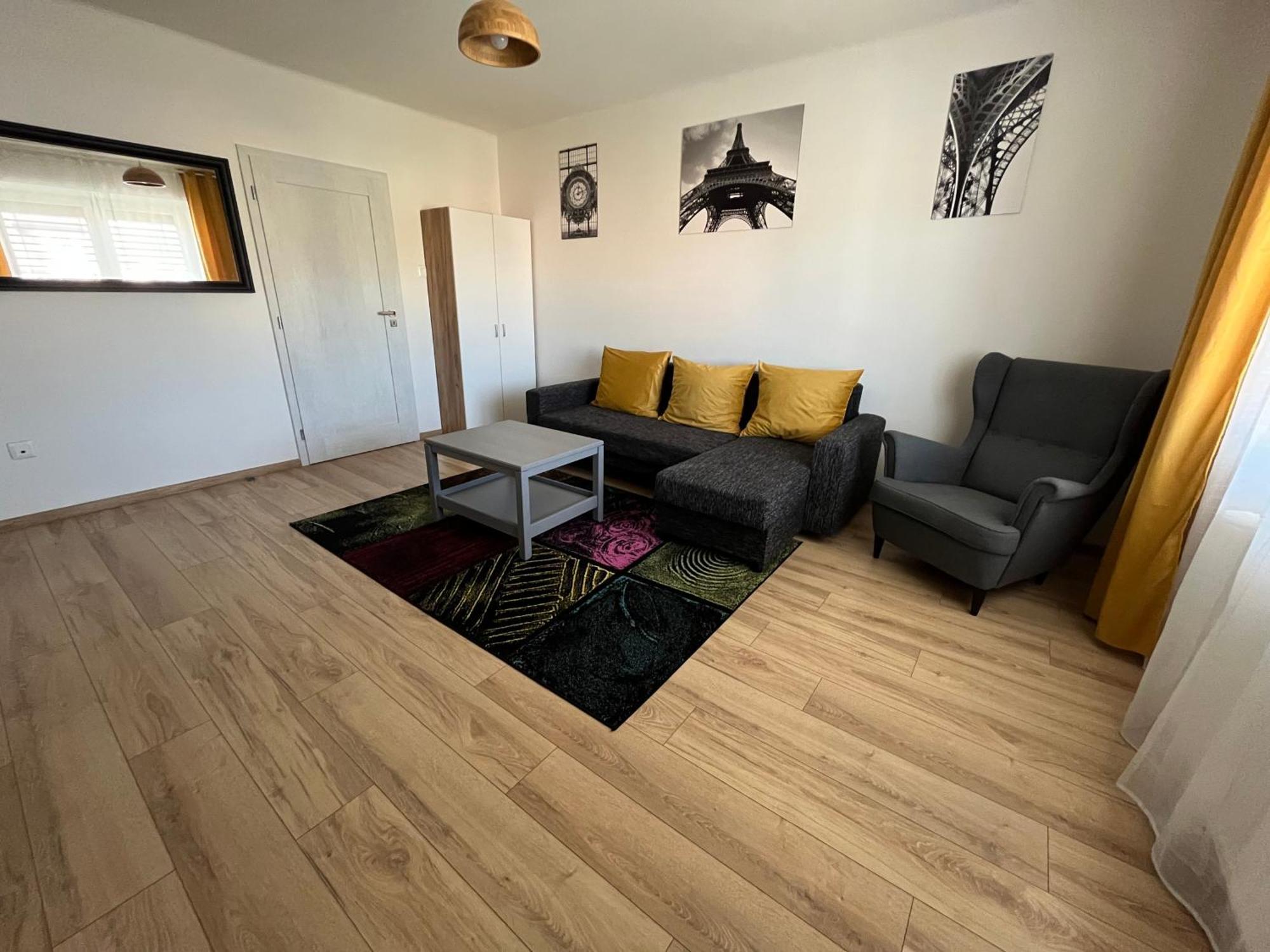 Apartments Trenčín מראה חיצוני תמונה